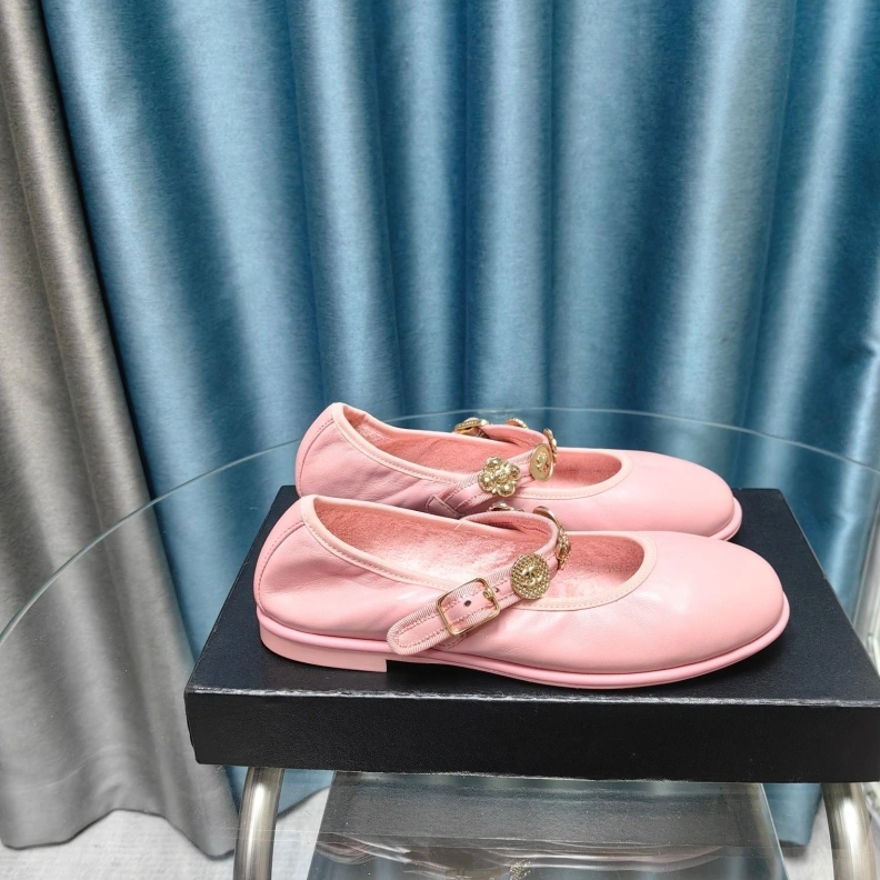 Functional Chxnxl Flat Shoes 123661