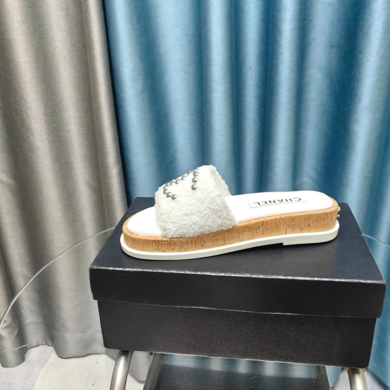 Chxnxl Slippers Bold 123315