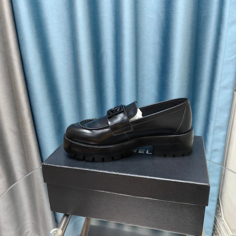 NewStyle Chxnxl Leather Shoes 123512
