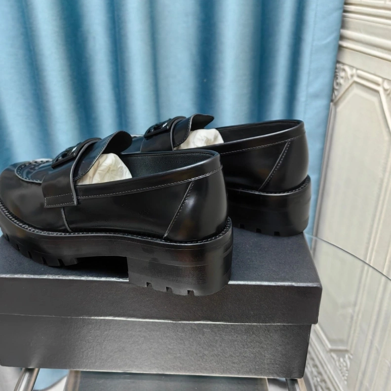 NewStyle Chxnxl Leather Shoes 123512