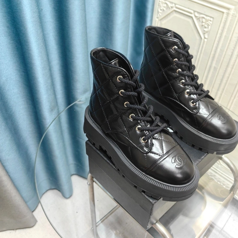 Chxnxl Boots Practical 123876