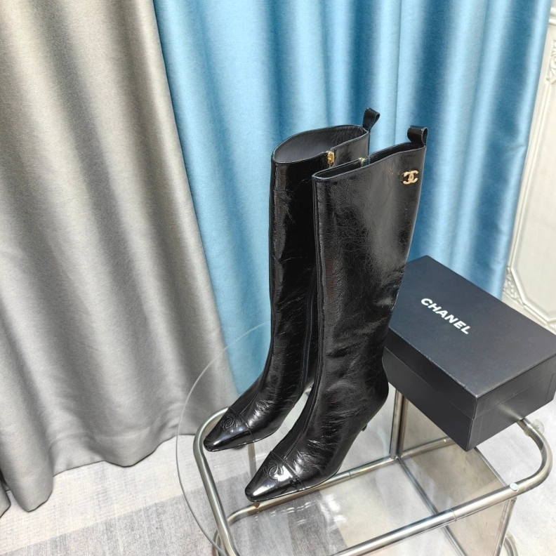 WellDesigned Chxnxl Boots 123874