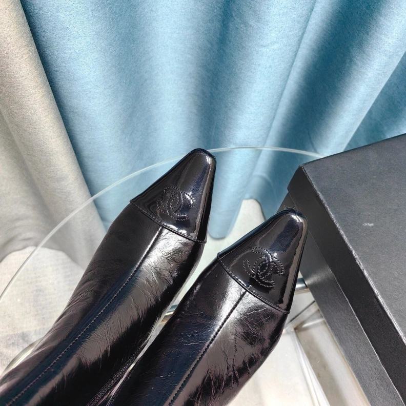 WellDesigned Chxnxl Boots 123874