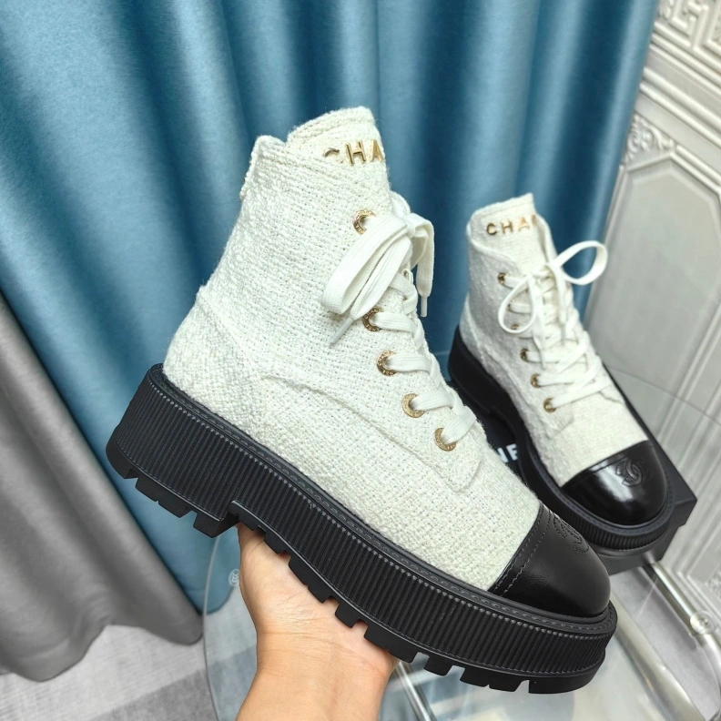 Compact Chxnxl Boots 123875