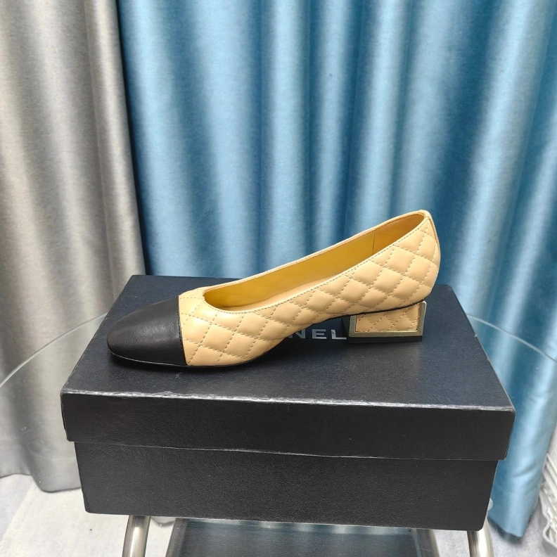 Lightweight Chxnxl Flat Shoes 123656