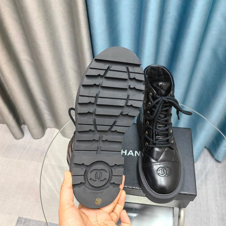 Chxnxl Boots WellDesigned 123871