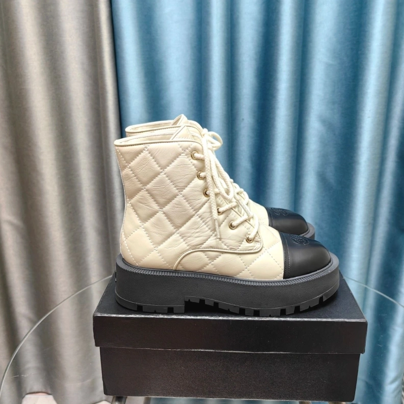 Reliable Chxnxl Boots 123870