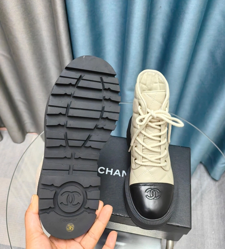 Reliable Chxnxl Boots 123870