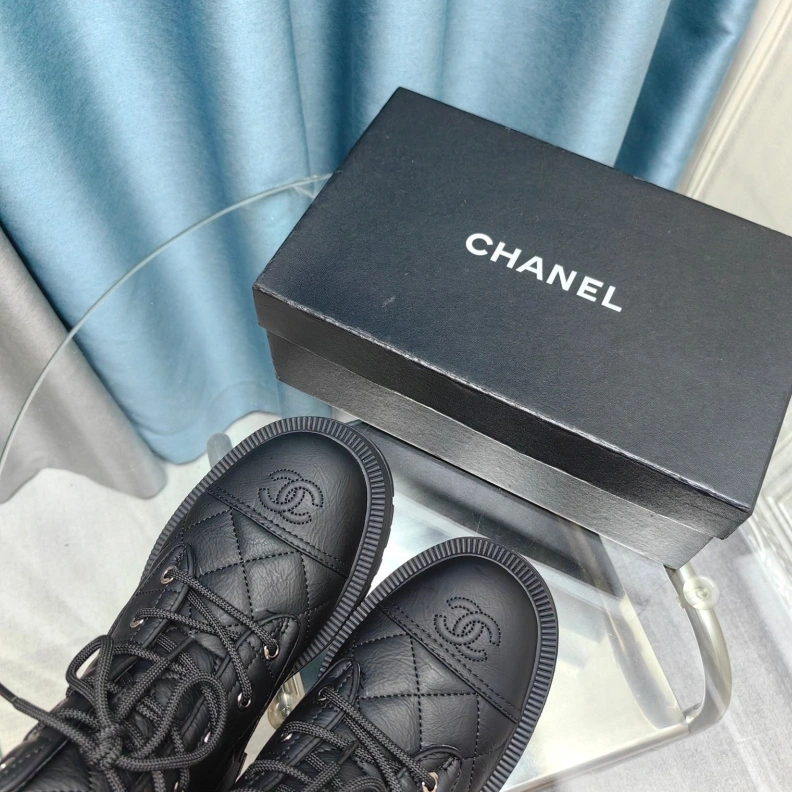 Elegant Chxnxl Boots 123860
