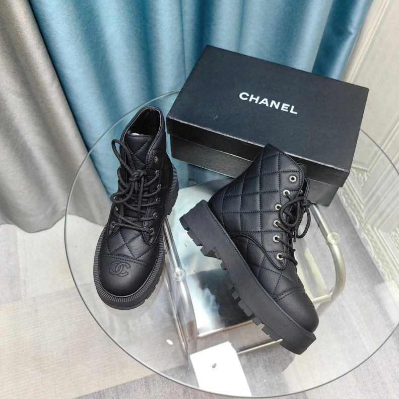 Elegant Chxnxl Boots 123860