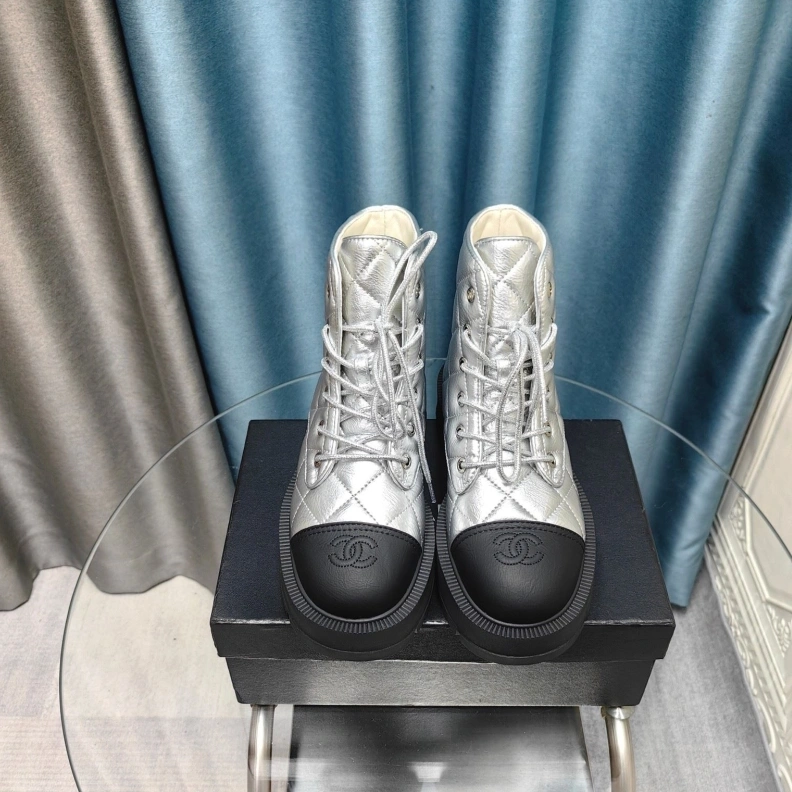 Stylish Chxnxl Boots 123857