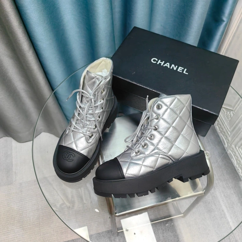 Stylish Chxnxl Boots 123857