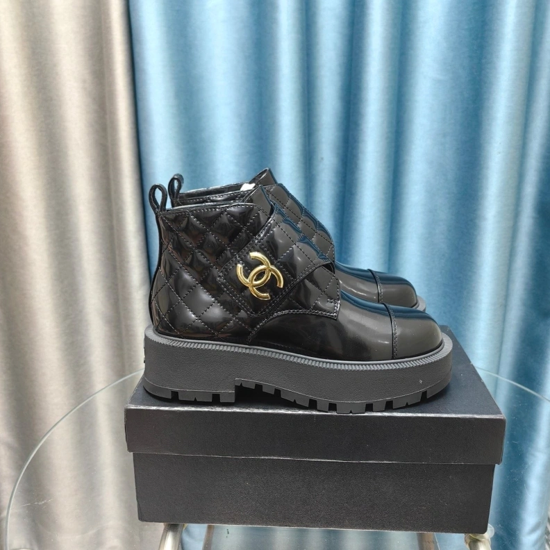 Chxnxl Boots Sleek 123862