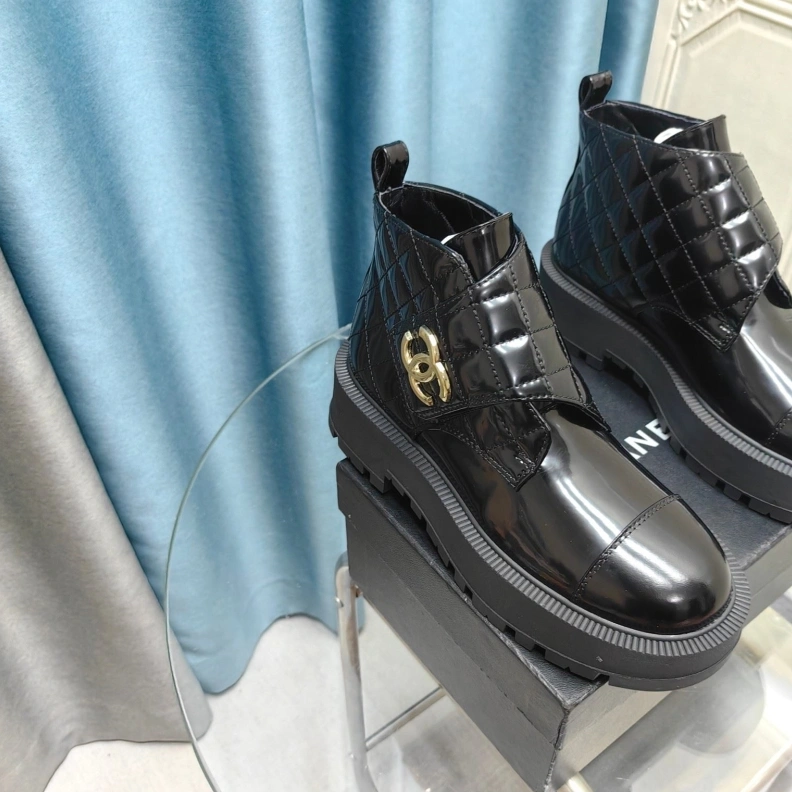Chxnxl Boots Sleek 123862