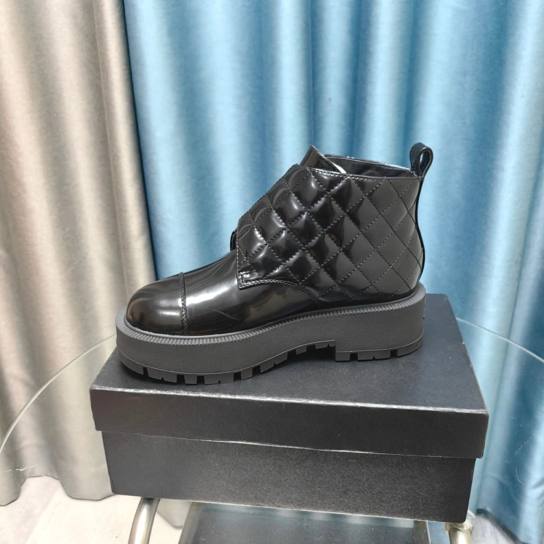 Chxnxl Boots Sleek 123862