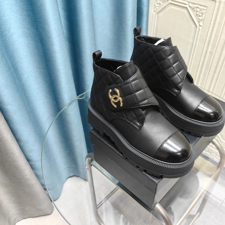 Reliable Chxnxl Boots 123858