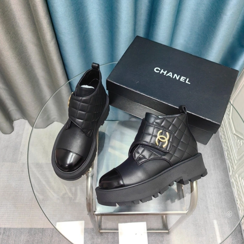 Reliable Chxnxl Boots 123858