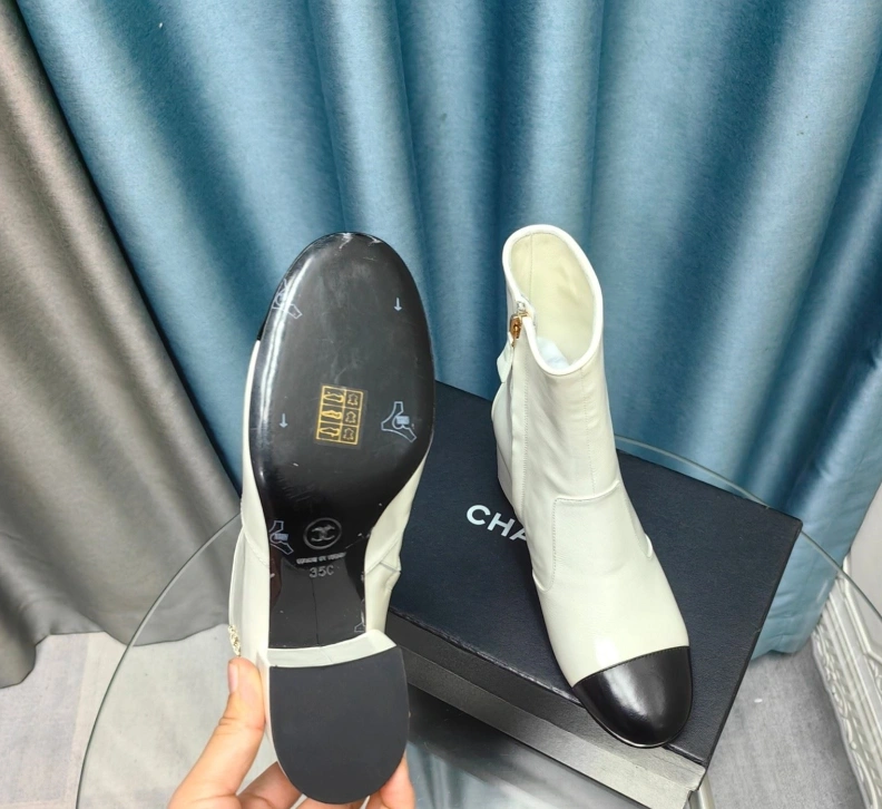 GoAnywhere Chxnxl Boots 123865