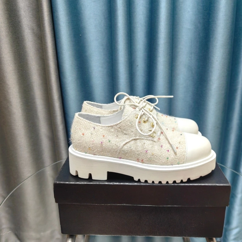 EyeCatching Chxnxl Leather Shoes 123510