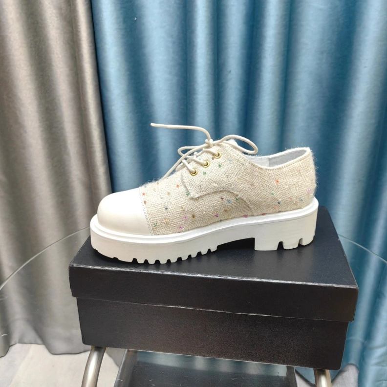 EyeCatching Chxnxl Leather Shoes 123510
