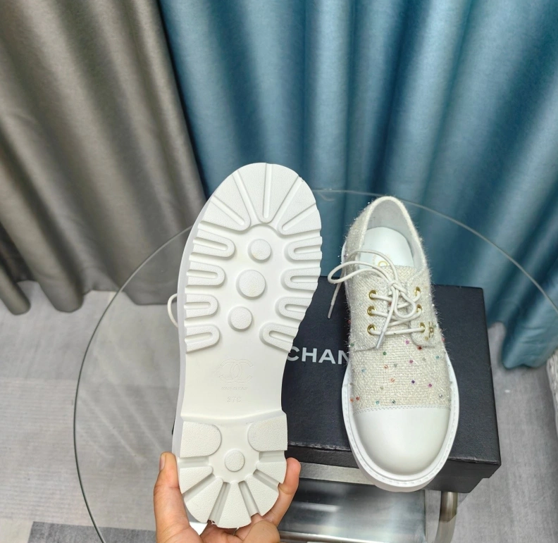 EyeCatching Chxnxl Leather Shoes 123510
