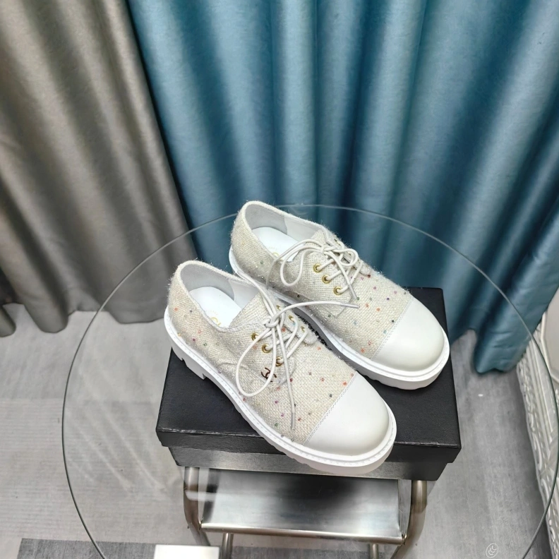 EyeCatching Chxnxl Leather Shoes 123510