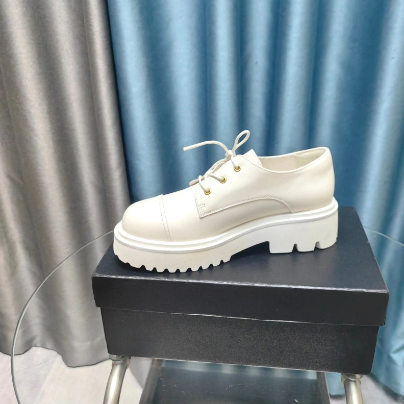 Bold Chxnxl Leather Shoes 123504