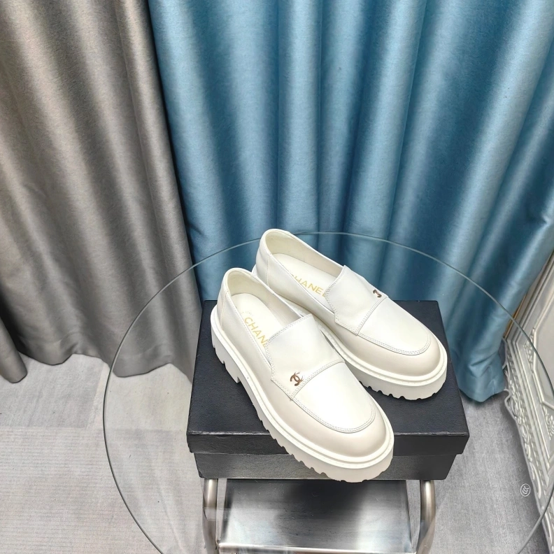 Lightweight Chxnxl Leather Shoes 123502