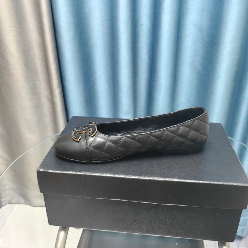 Lightweight Chxnxl Flat Shoes 123653