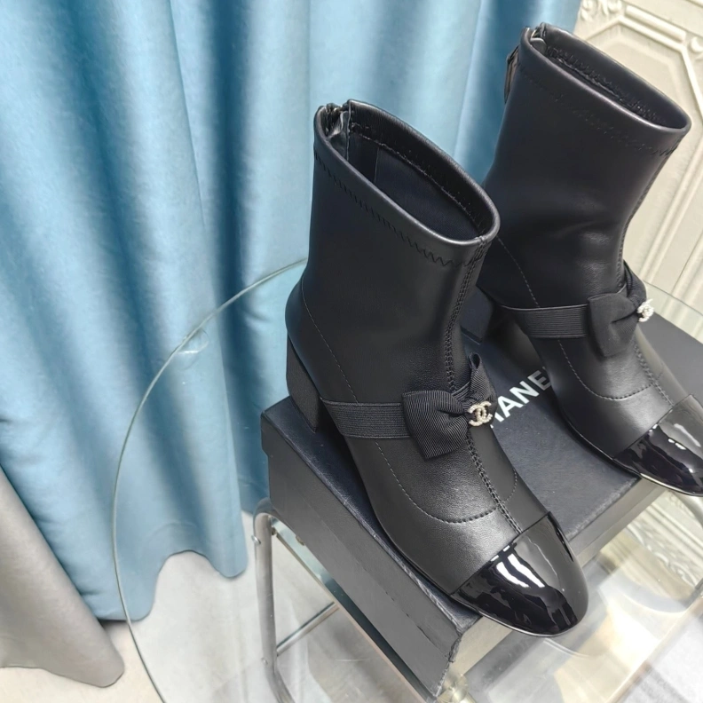 Timeless Chxnxl Boots 123840
