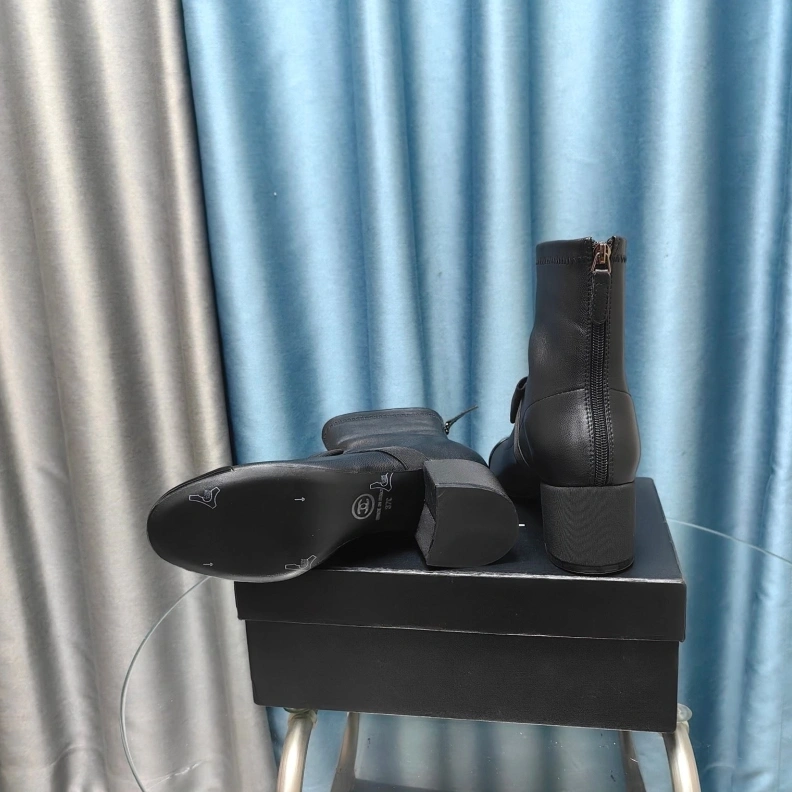 Timeless Chxnxl Boots 123840