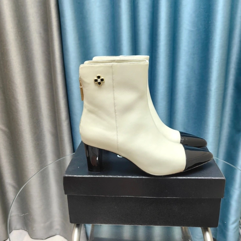 DailyWear Chxnxl Boots 123836