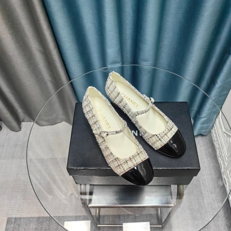 DailyWear Chxnxl Flat Shoes 123216