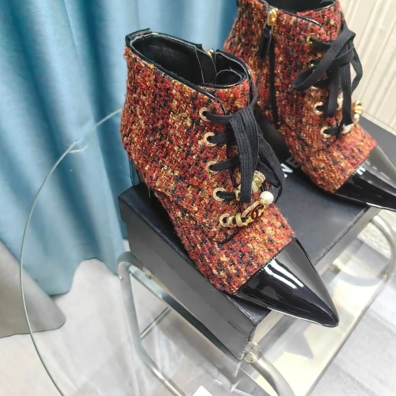 Sleek Chxnxl Boots 123286
