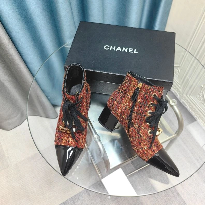 Sleek Chxnxl Boots 123286