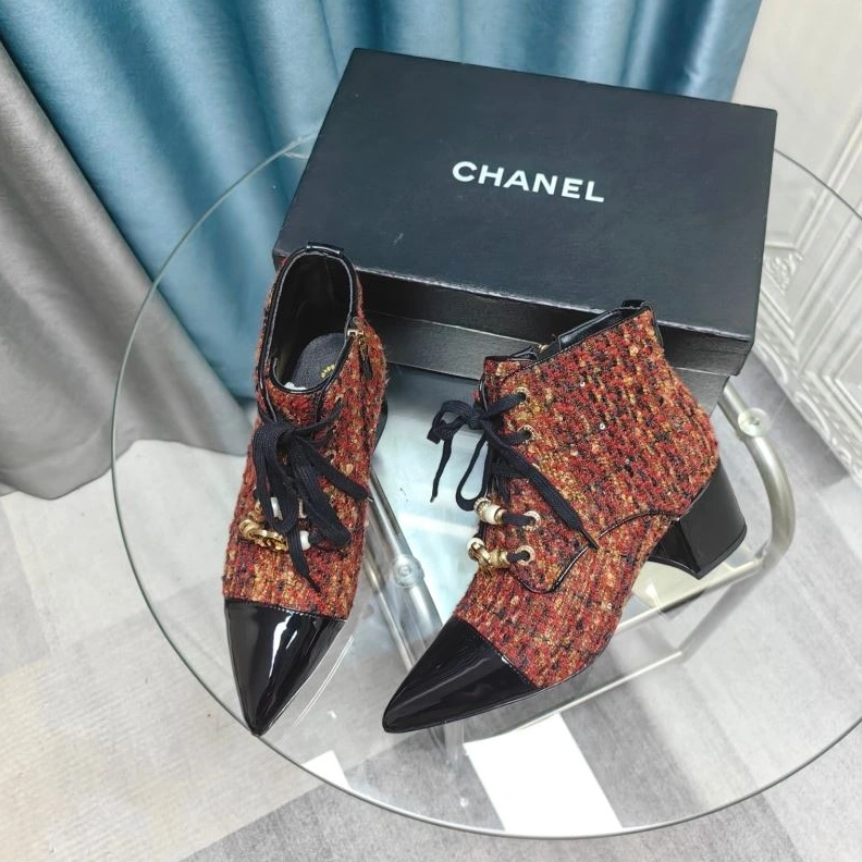 Sleek Chxnxl Boots 123286