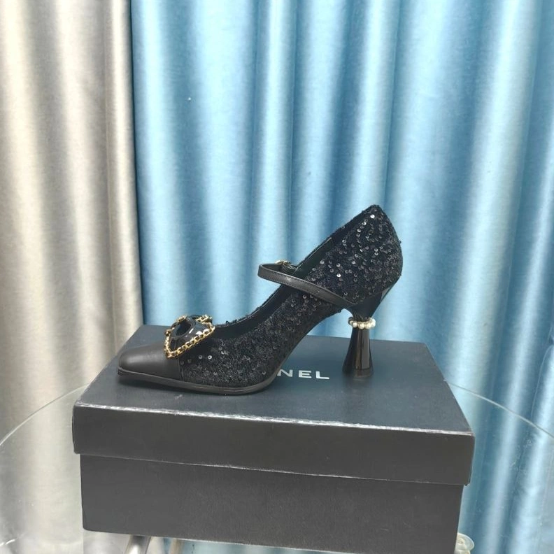 EyeCatching Chxnxl High Heels 123152