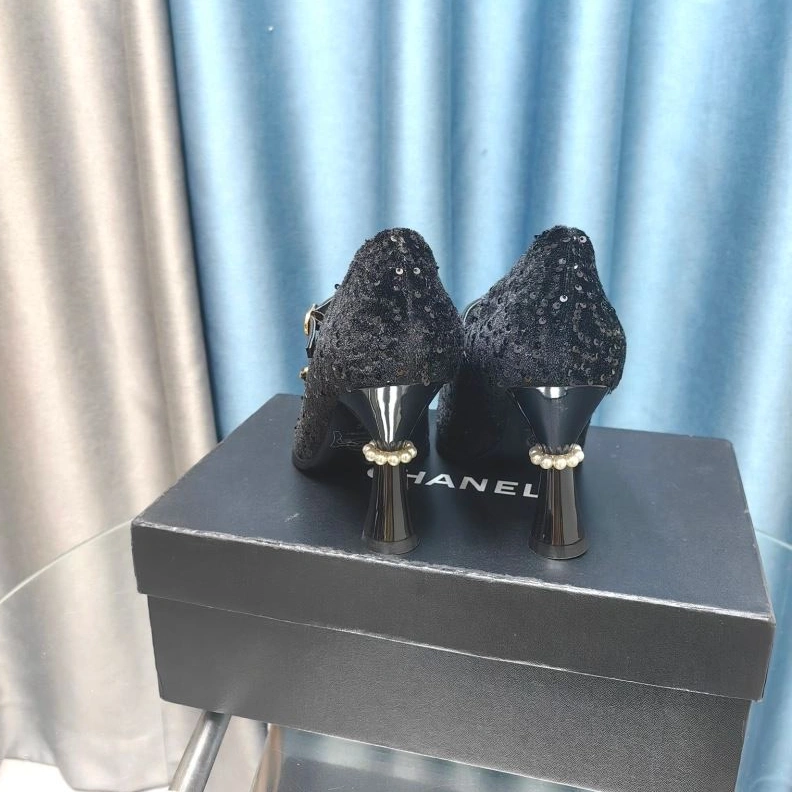EyeCatching Chxnxl High Heels 123152