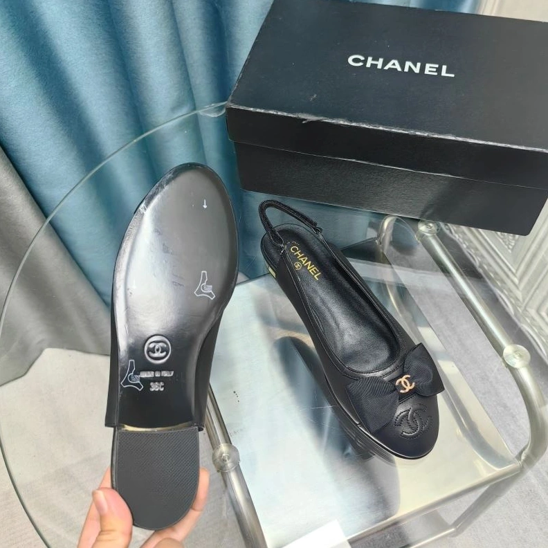Lightweight Chxnxl Sandals 123030