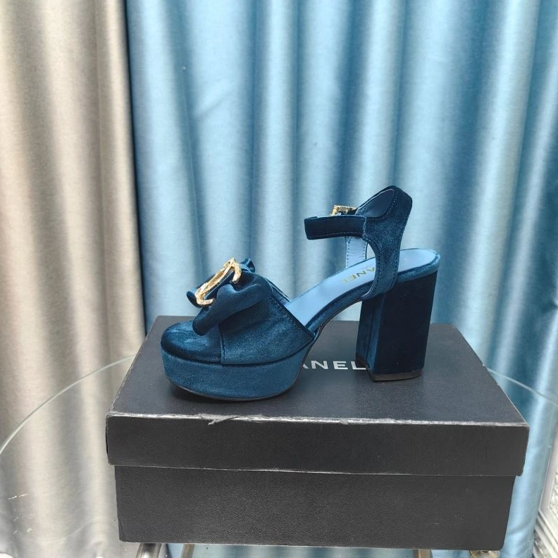 Chxnxl Sandals AllSeason 123026