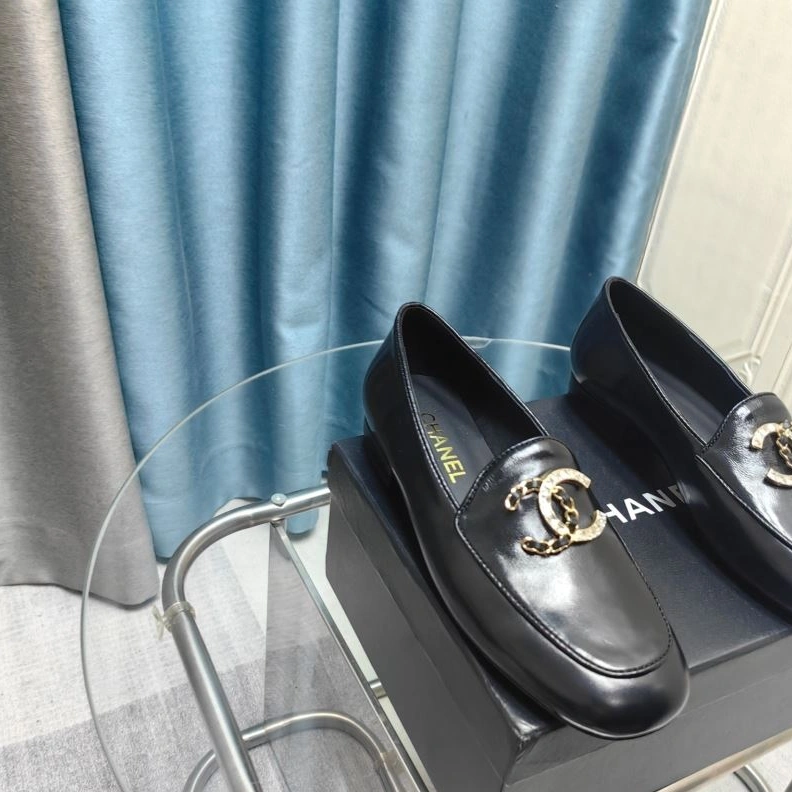Trendsetting Chxnxl Leather Shoes 123067