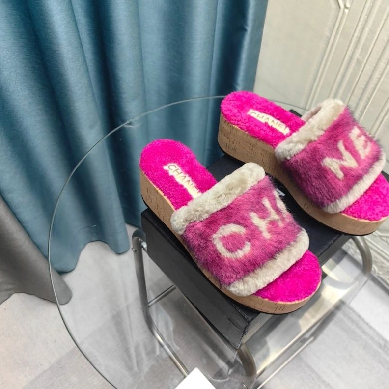 Practical Chxnxl Slippers 122763