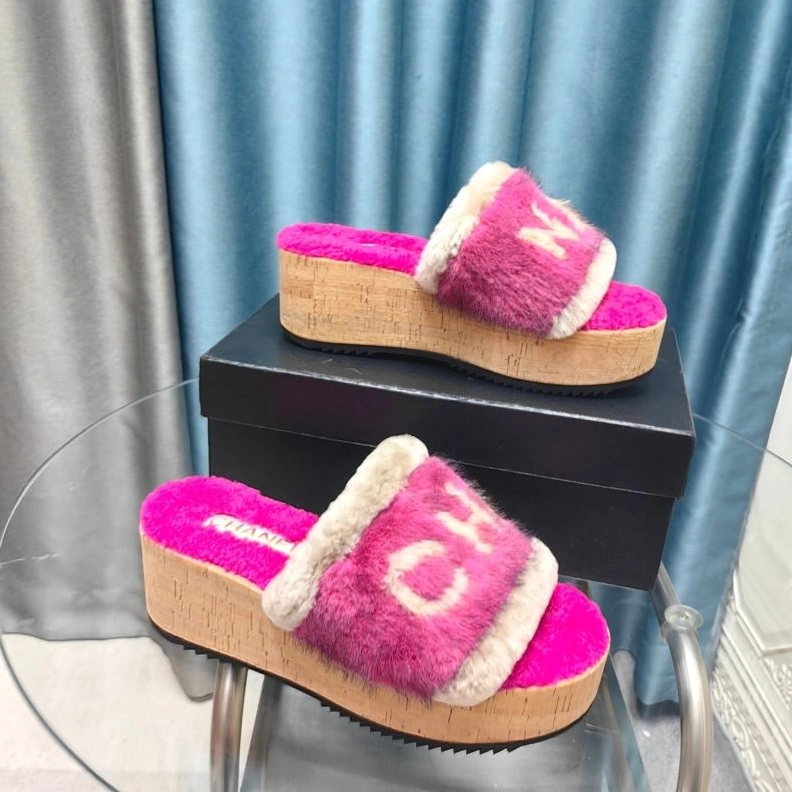 Practical Chxnxl Slippers 122763