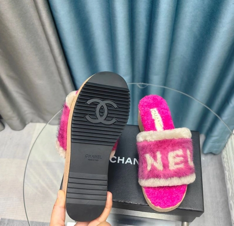 Practical Chxnxl Slippers 122763
