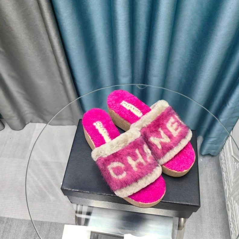 Practical Chxnxl Slippers 122763