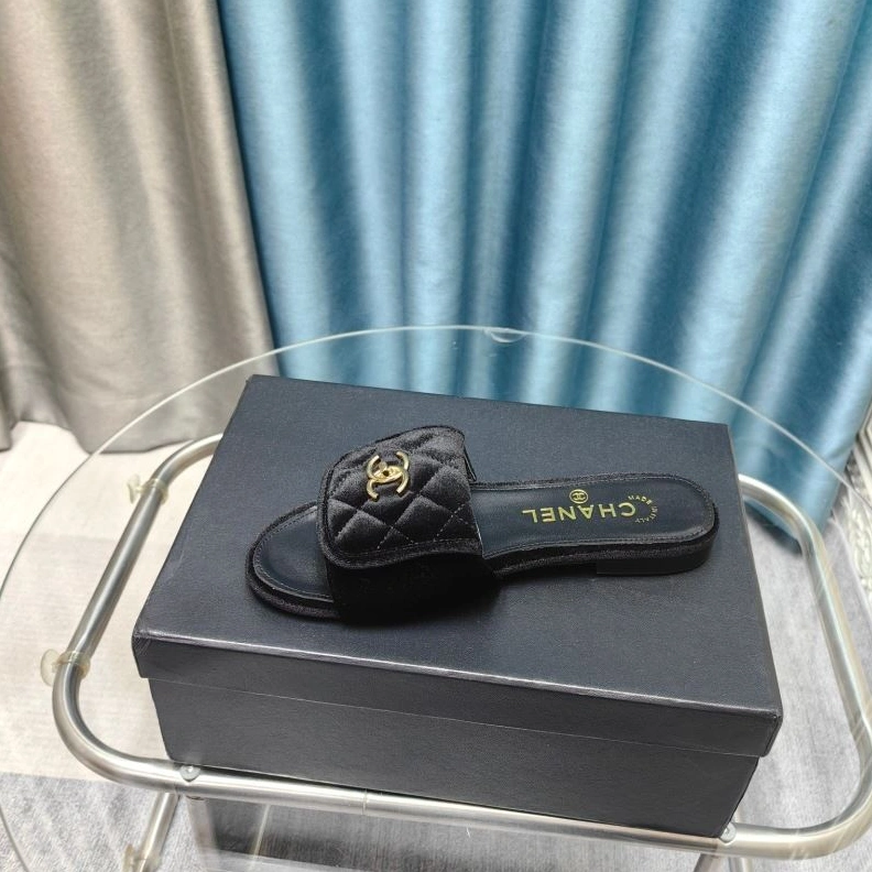 Chxnxl Slippers EyeCatching 122730