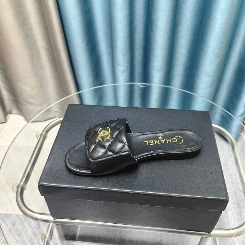 Practical Chxnxl Slippers 122741