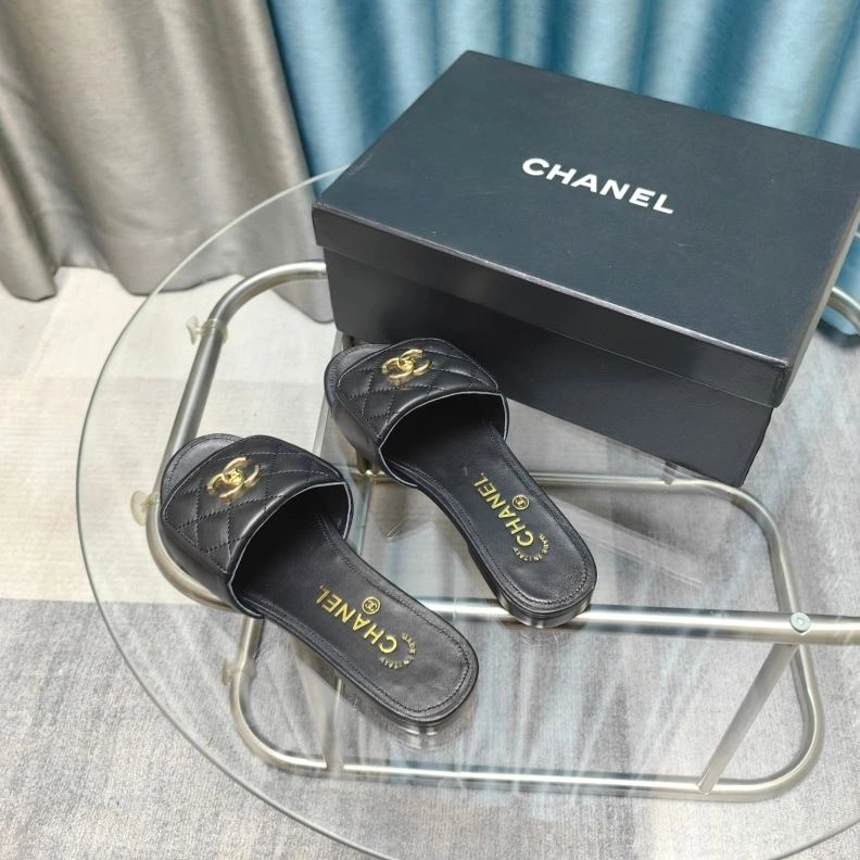 Practical Chxnxl Slippers 122741