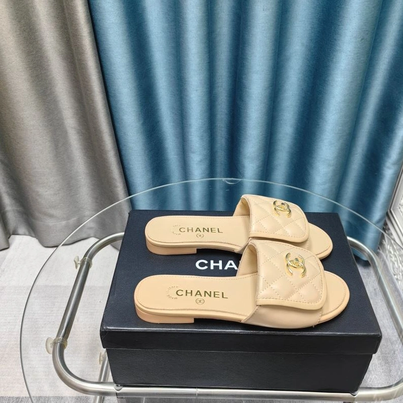UrbanStyle Chxnxl Slippers 122728