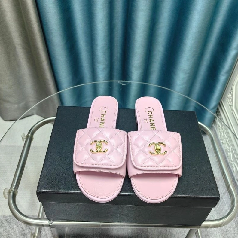 ModernLook Chxnxl Slippers 122729